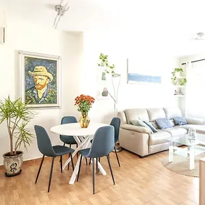  Apartment Cozy 2 Bedroom On Rincon Dorado- Air Conditioning, Netflix, Roku Tv
